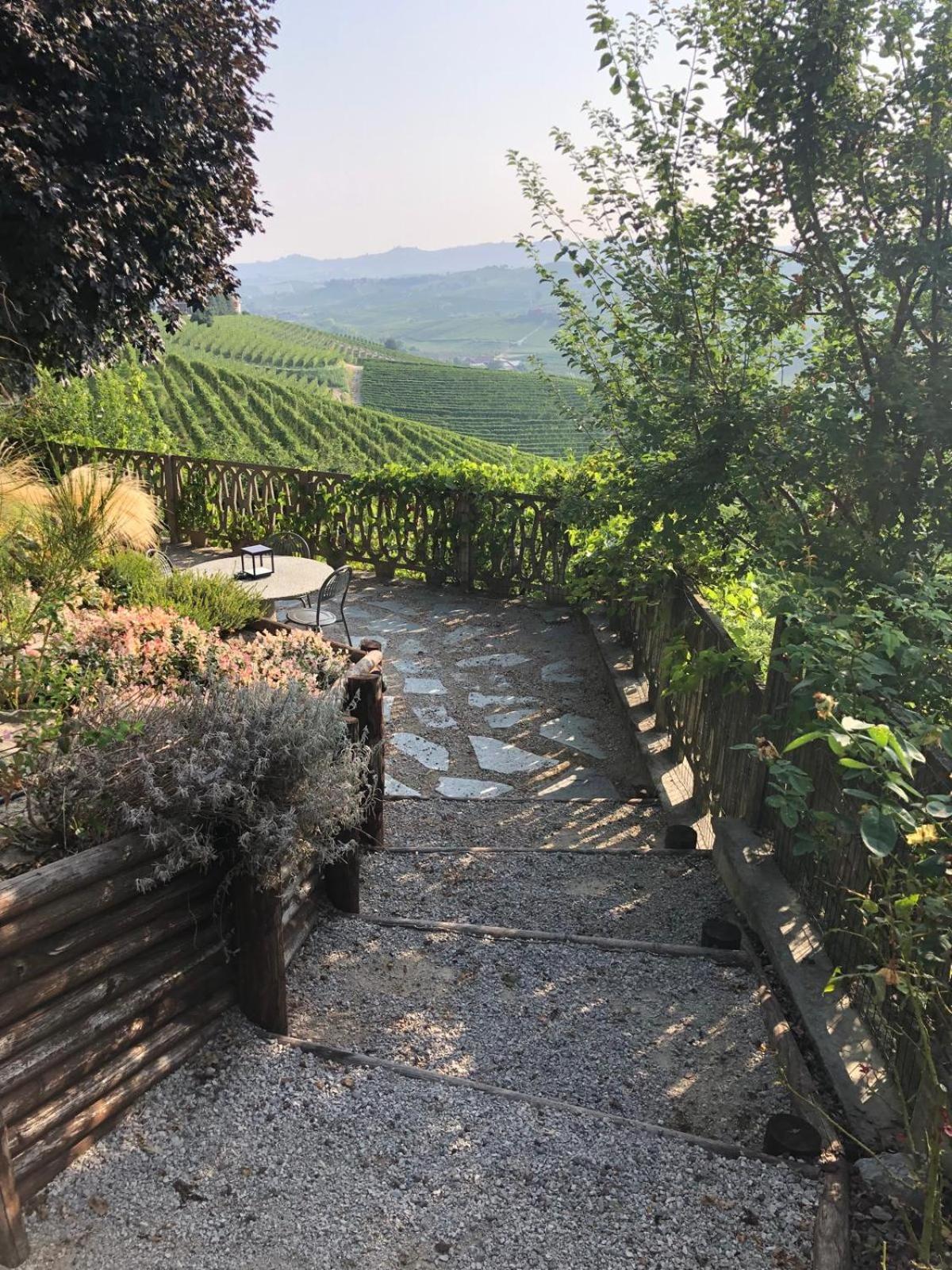 Cannubi San Lorenzo Barolo Buitenkant foto